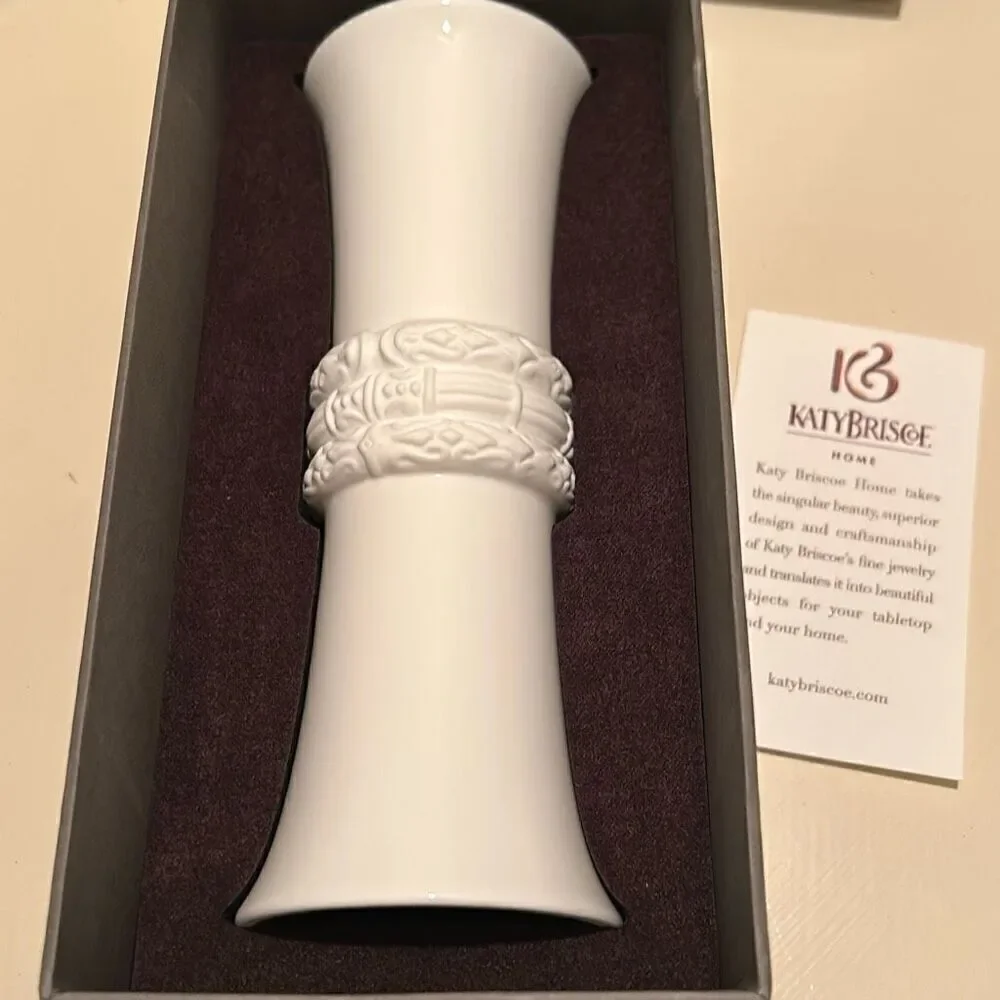 New in box Katy Briscoe Home Bone China White Bisque Small Vase 7.5”  Giftable